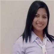 Docente en el área de matemáticas y contabilidad explicación a niños de básica y bachillerato